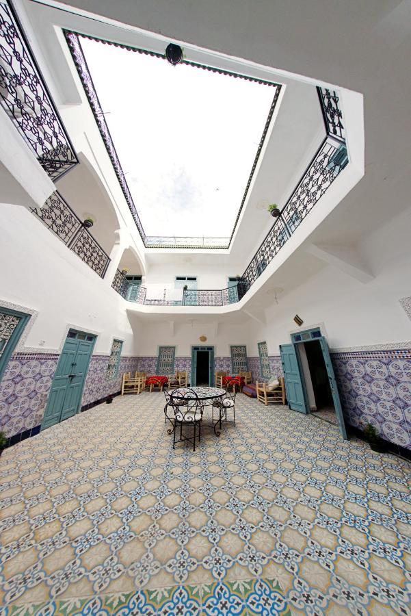 Hostel Be 20 Marrakesh Bagian luar foto