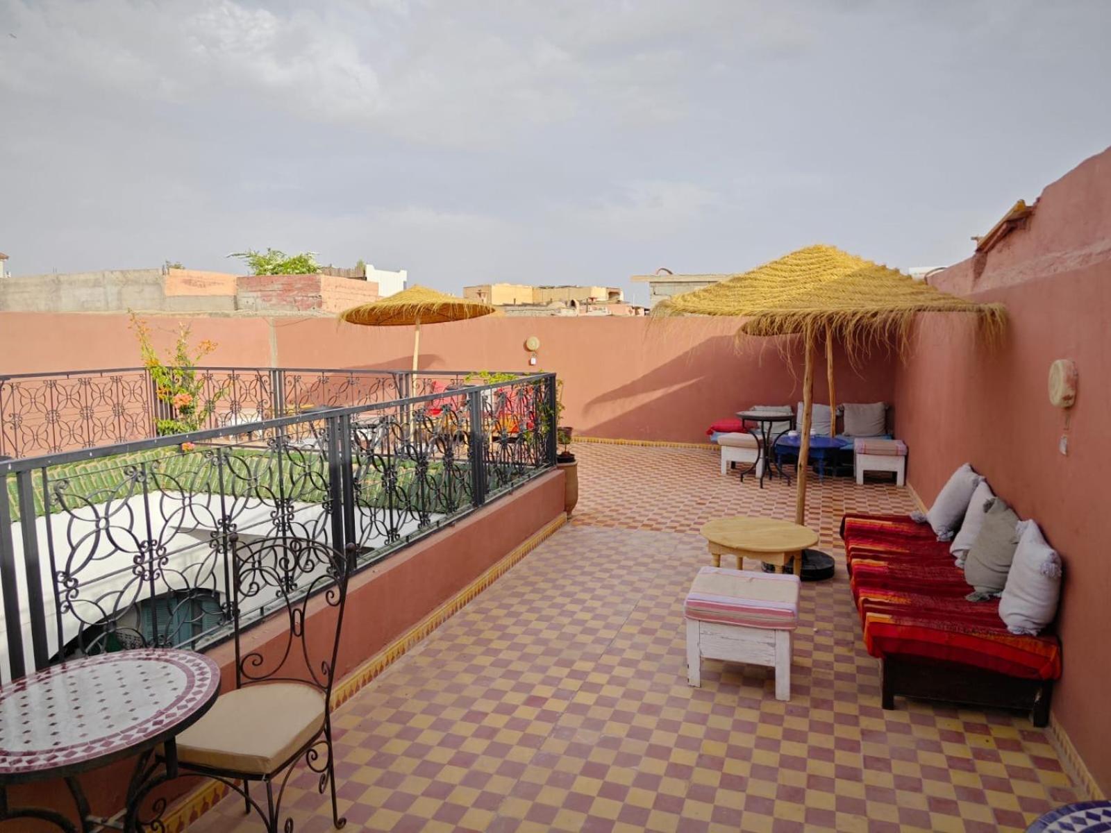 Hostel Be 20 Marrakesh Bagian luar foto